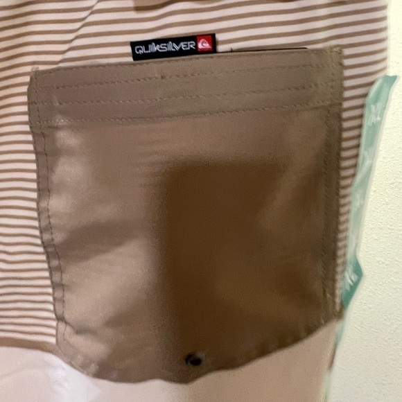 Quiksilver Tan, Orange, and Coral Men’s Swim Shorts- Size XL (New With Tags) - Picture 6 of 9